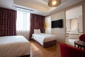 Hotel Pharos