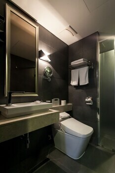 Hotel Pharos