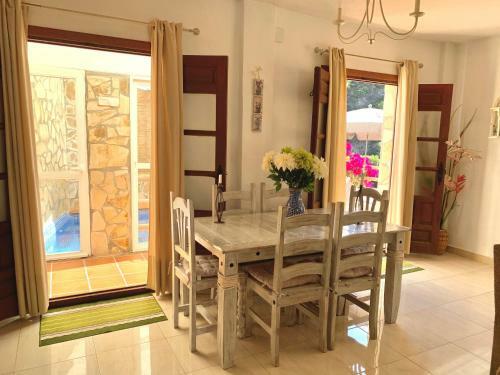 Villa Flower Piscina Privada Climatizada
