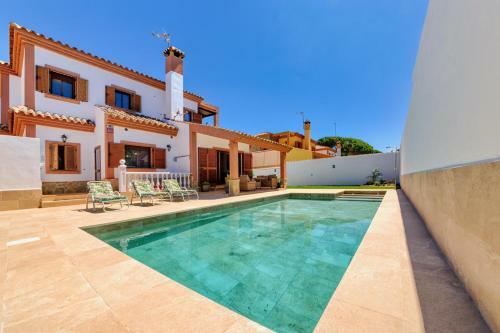 Chalet Barrosa, Santi Petri