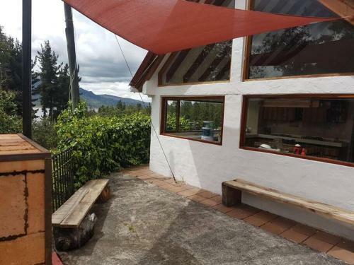 Embalse Del Neusa Espectacular Chalet