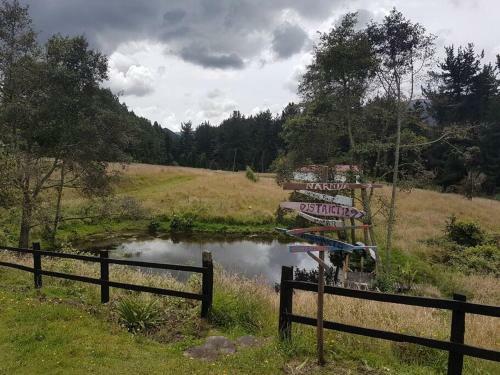 Embalse Del Neusa Espectacular Chalet