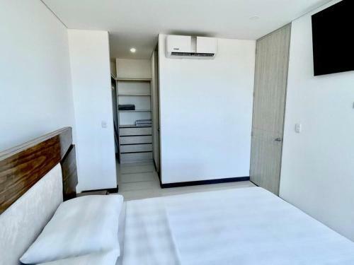 Nuevo Y Moderno Apartamento Con Vista Al Mar.