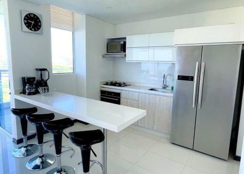 Nuevo Y Moderno Apartamento Con Vista Al Mar.