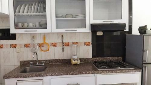 Apartamento Con Piscina, Ascensor Y Parqueadero