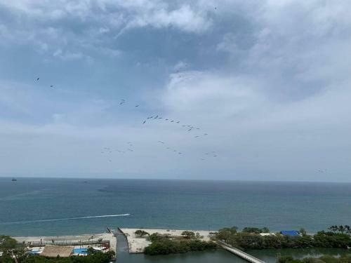 Luxury Apartment With Breathtaking Views And Beach