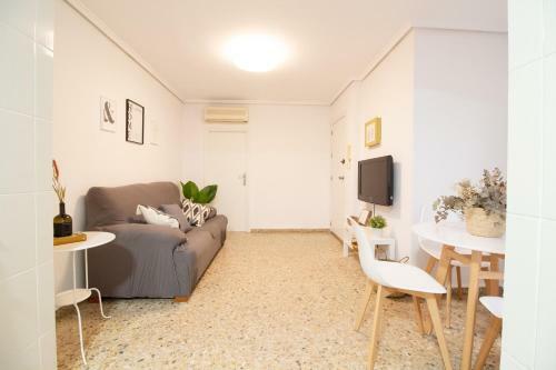 Bonito Y Practico Apartamento Cerca De La Playa