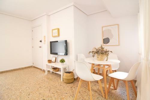 Bonito Y Practico Apartamento Cerca De La Playa