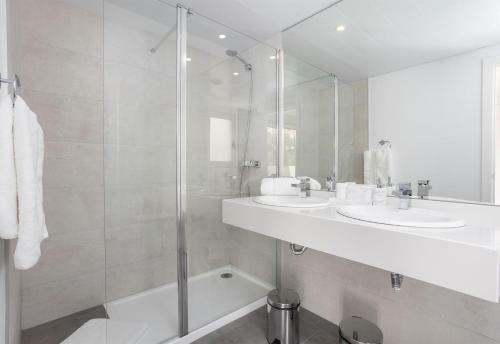 New Penthouse Apartment In Marbella
