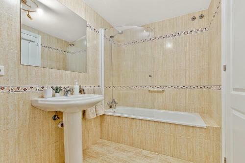 Apartamento Con Patio A 1 Minuto De La Playa