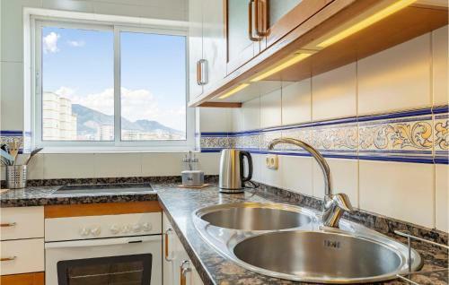 Nice Apartment In Fuengirola With Wifi And 3 Bedrooms