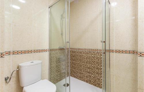 Nice Apartment In Fuengirola With Wifi And 3 Bedrooms
