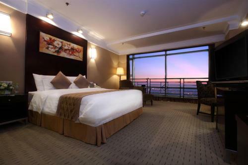 Qingdao Blue Horizon Hotel(laoshan)