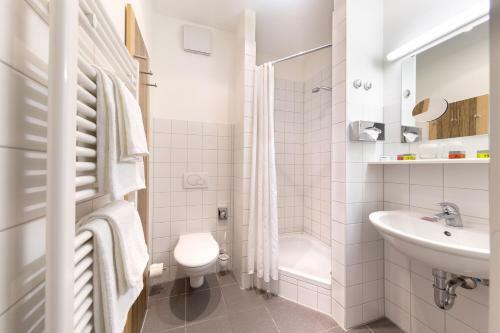 Amh Airport-messe-hotel Stuttgart