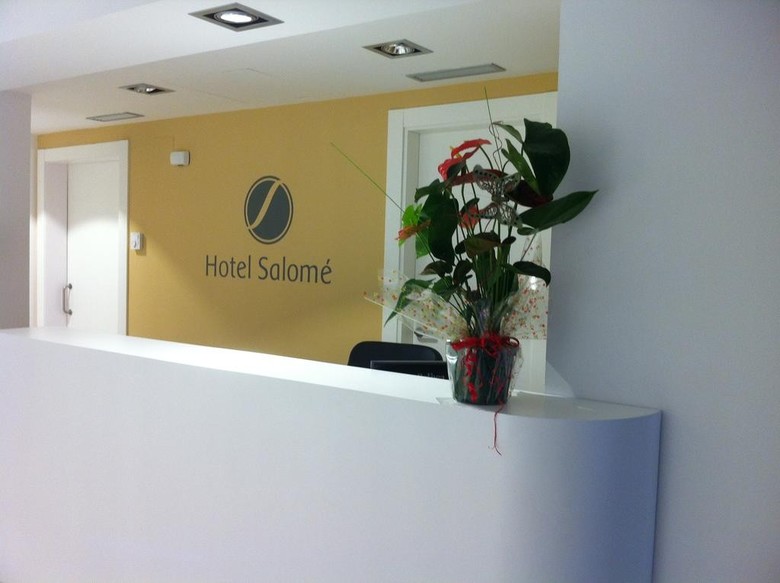 Hotel Salom�