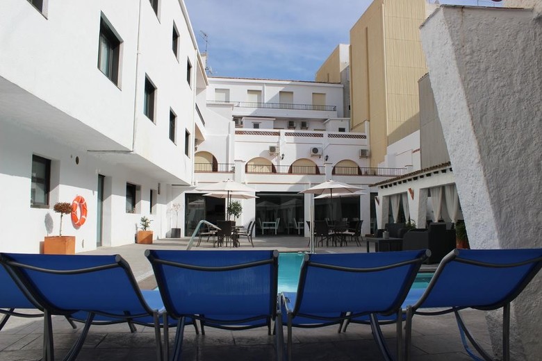 Hotel Salom�