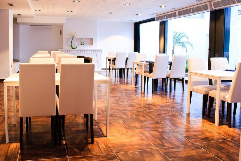 Hotel Salom�