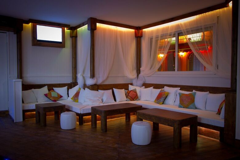 Hotel Salom�