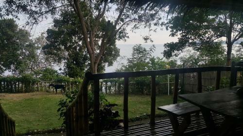 Hotel Bohol-lahoy Dive And Beach Resort