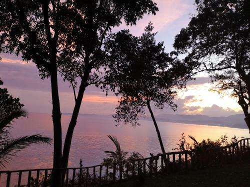 Hotel Bohol-lahoy Dive And Beach Resort