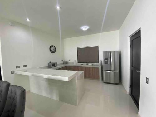 Hermosa Casa De Hu�sped Sector Jade