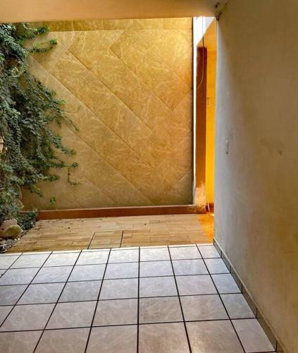 Casa Con Vibra Juvenil, Confortable Y C�lida!