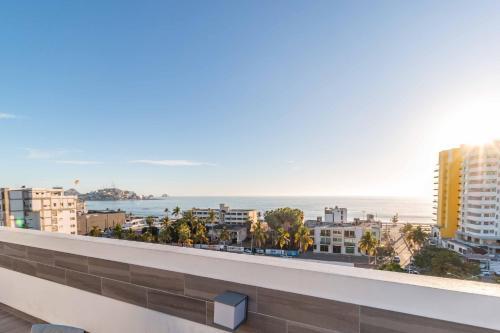 Apartamento �nuevo! Depto. C�ntrico Con Alberca Y Jacuzzi