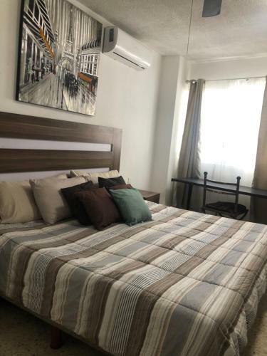 Apartamento Departamento En Zona Dorada A 2 Cuadras De La Playa