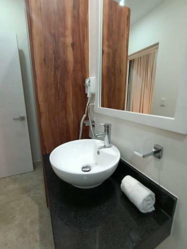 Apartamento 3 Bedroom Ph - Private Pool - Gym & Cinema