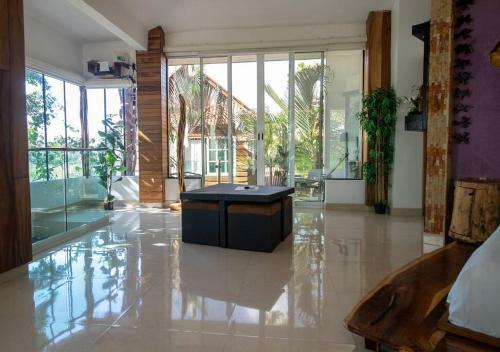 Casa Surya - Holiday Villa With Ocean View