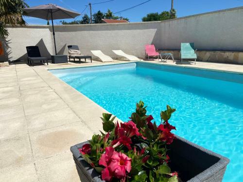 Bed & Breakfast Maison Enti�re 4 Lits 8 Pl Avec Jacuzzi Proche Du Facteur Cheval