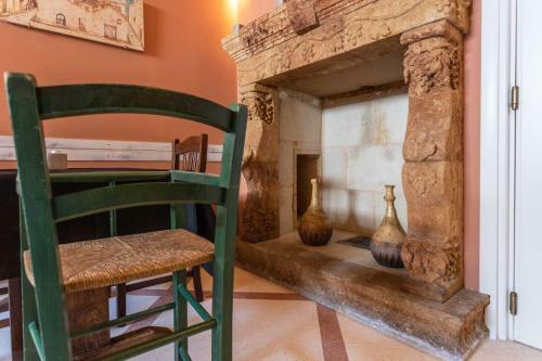 Hostal Marigi� Rooms & Restaurant
