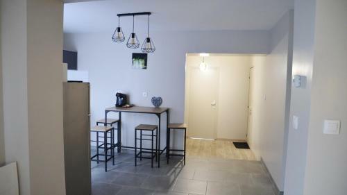 Sweet In Apartment