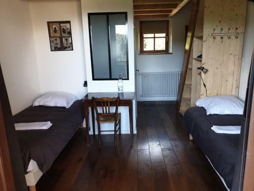 Hostal L�-haut "maison D'h�tes"