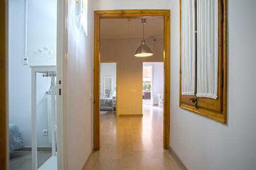 Hostal Blanc Guest House