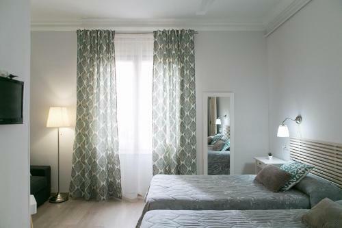 Hostal Blanc Guest House