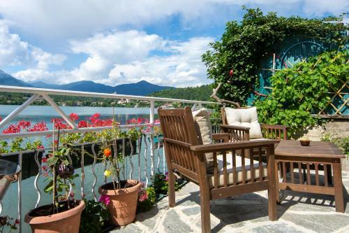 B&B In Riva Al Lago