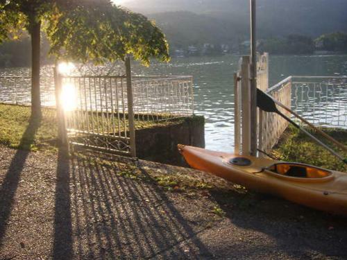 B&B In Riva Al Lago
