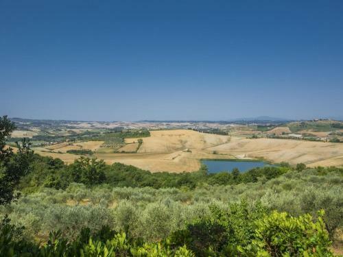 Stone Farmhouse In Castelfiorentino With Swimming Pool