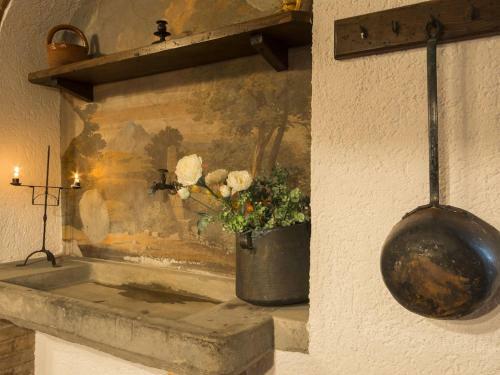 Stone Farmhouse In Castelfiorentino With Swimming Pool