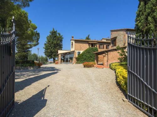Stone Farmhouse In Castelfiorentino With Swimming Pool