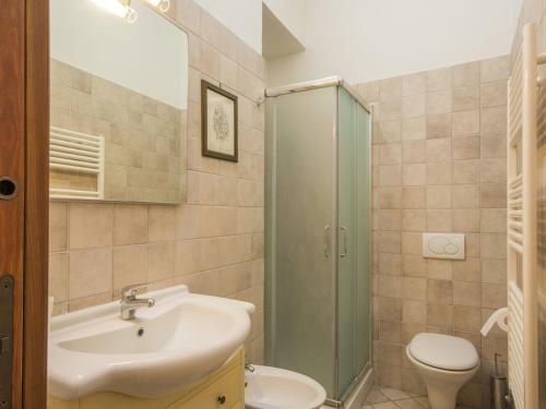 Stone Farmhouse In Castelfiorentino With Swimming Pool