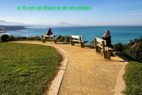 Apartamento Parking * Terrasse * Quartier * Calme * Clim