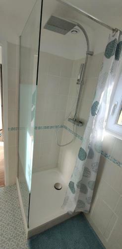 Apartamento Parking * Terrasse * Quartier * Calme * Clim