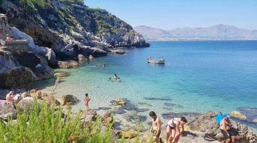 Apartamento Aspra Al Delfino Bianco