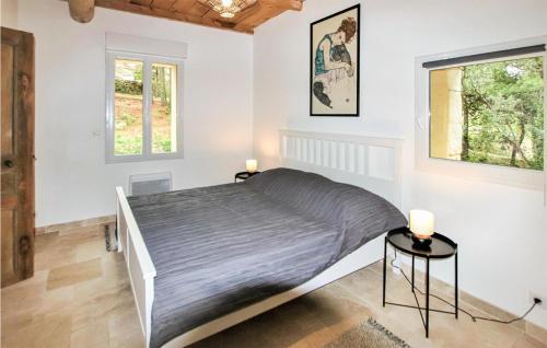 Amazing Home In Apt With 2 Bedrooms