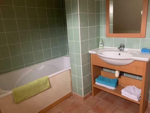Cottage Duplex Golf De Lim�re Proche Orleans