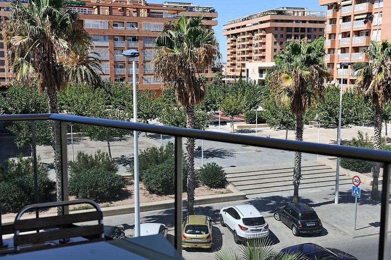 Valencia Beach Apartments