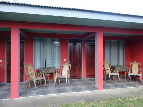 Hotel Cabinas Las Tinajas