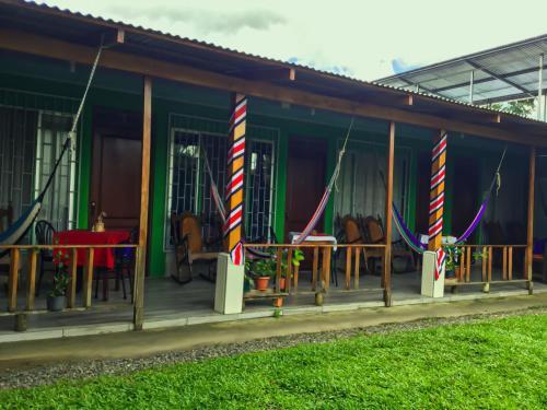 Hotel Cabinas Las Tinajas